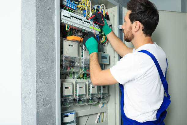 Best Emergency Electrical Repair  in Burlington, WA